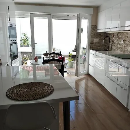 Apartment Ansuina